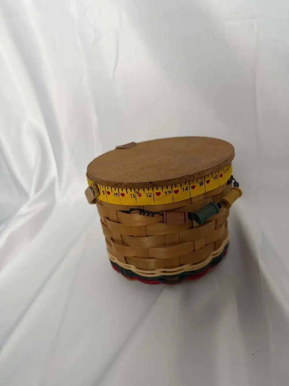 Lidded Woven Basket 6 In. Sewing Theme / teacher